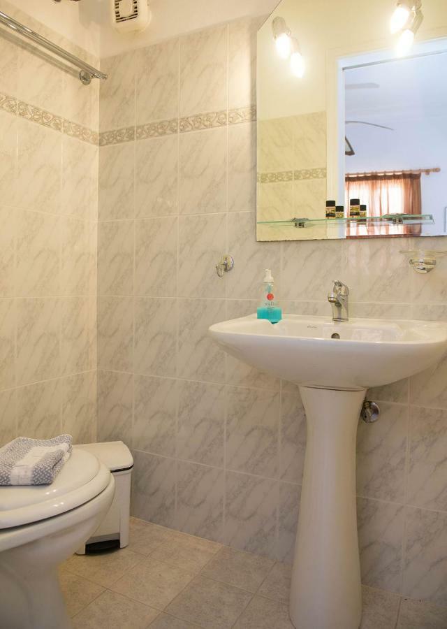 Astrofegia Rooms And Apartments Kamares  Екстер'єр фото